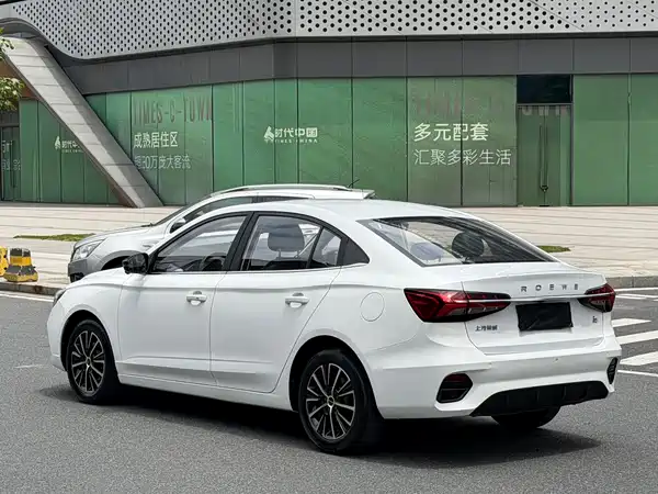 Roewe i5 2021