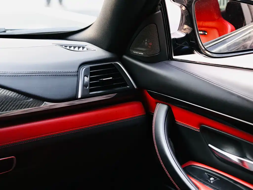 BMW M4 2020 — фото 19