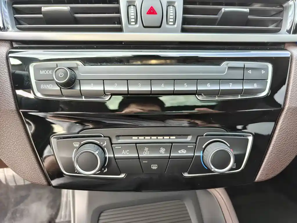 BMW X1 2022 — фото 15
