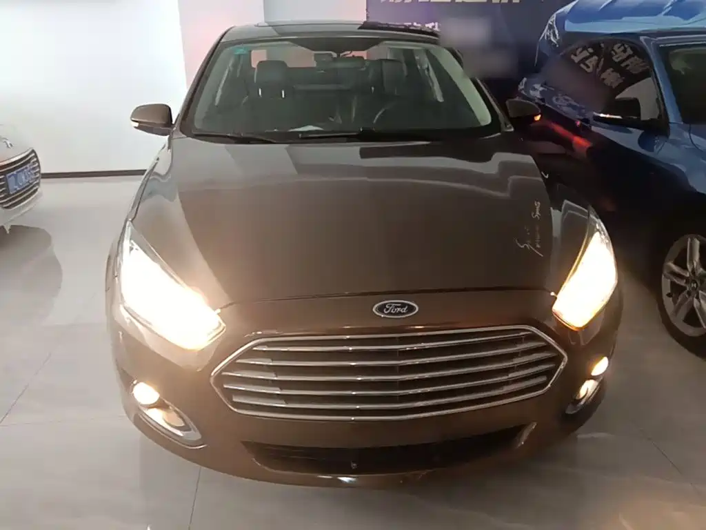 Ford Escort 2015