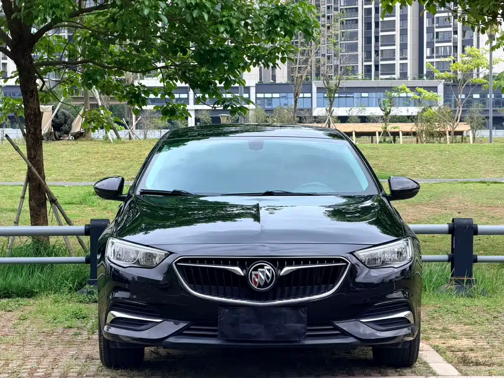 Buick Regal 2019 — фото 2