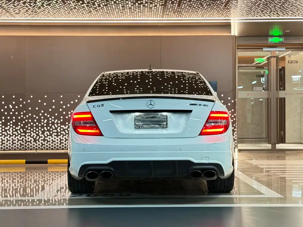 Mercedes-Benz C-Class AMG 2014 — фото 4