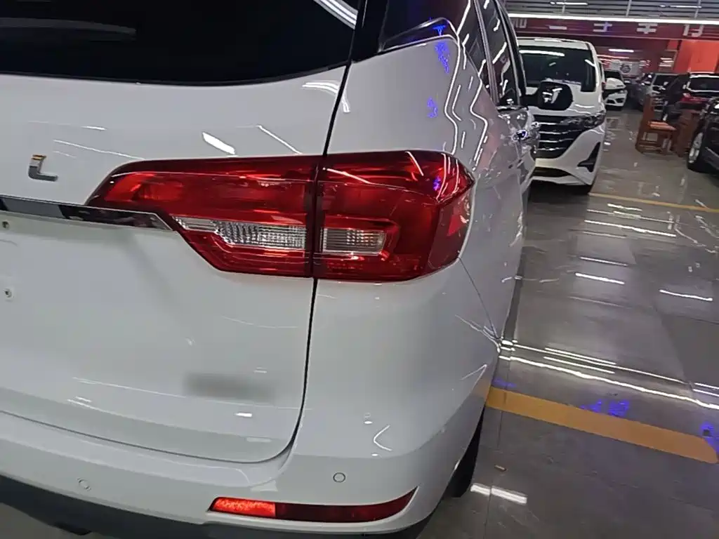 Haval M6 2020 — фото 8