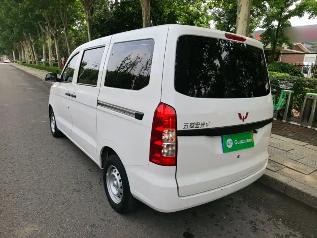 Wuling Hongguang V 2023