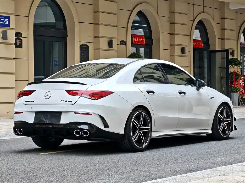 Mercedes-Benz CLA AMG 2021