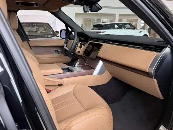 Land Rover Range Rover 2025