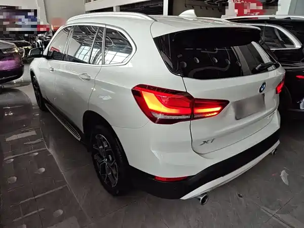 BMW X1 2021