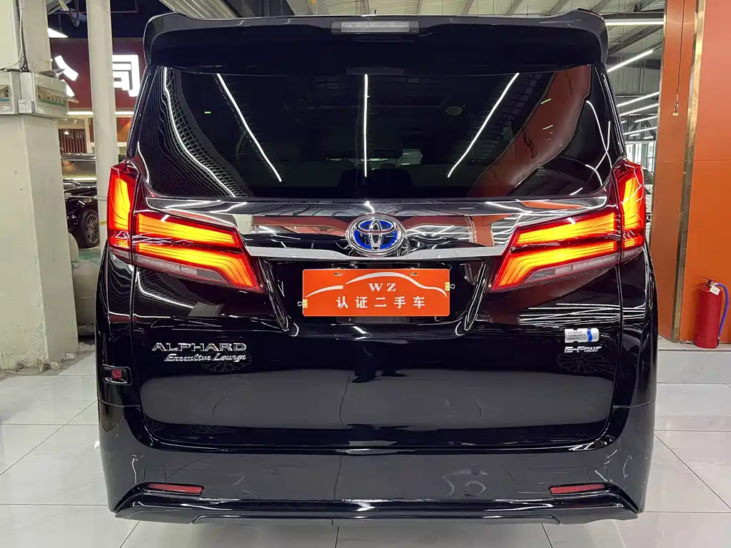 Toyota Alphard 2020 — фото 7