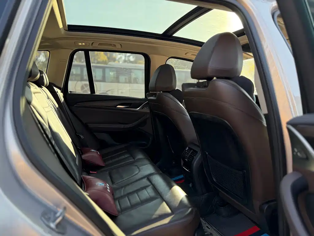 BMW X3 2019 — фото 18
