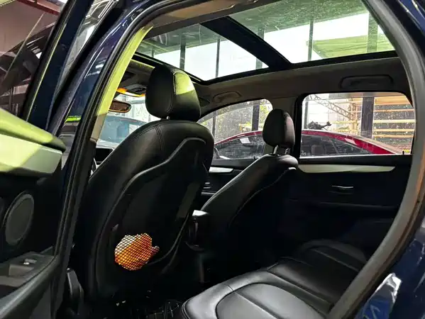 BMW 2 Series Station Wagon 2017