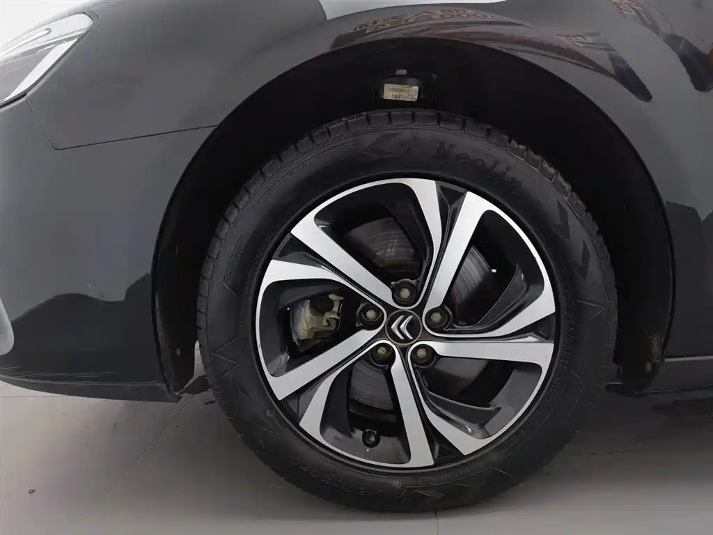 Citroen C5 2017 — фото 17