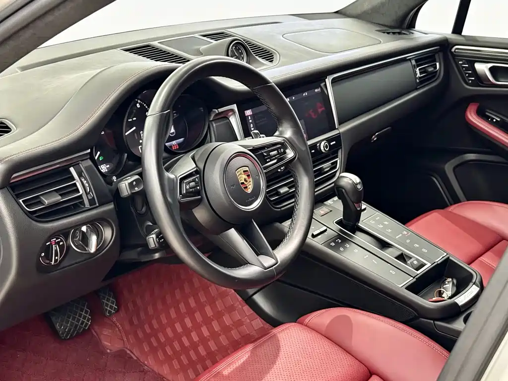 Porsche Macan 2023 — фото 9
