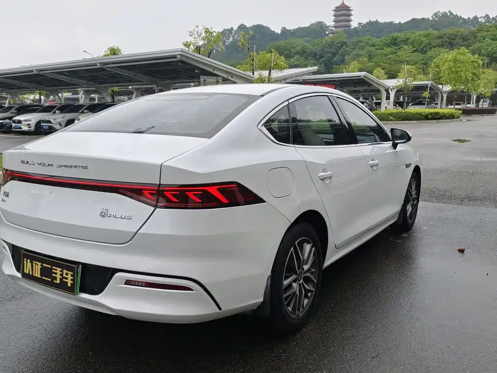 BYD Qin PLUS 2022 — фото 12