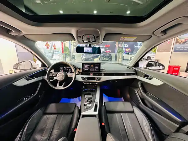 Audi A4L 2020