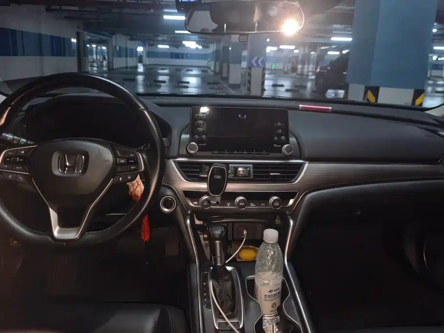 Honda Accord 2020 — фото 12