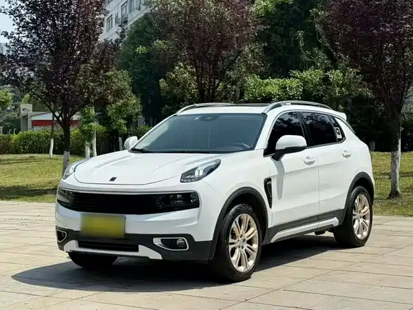 Lynk & Co 01 2018