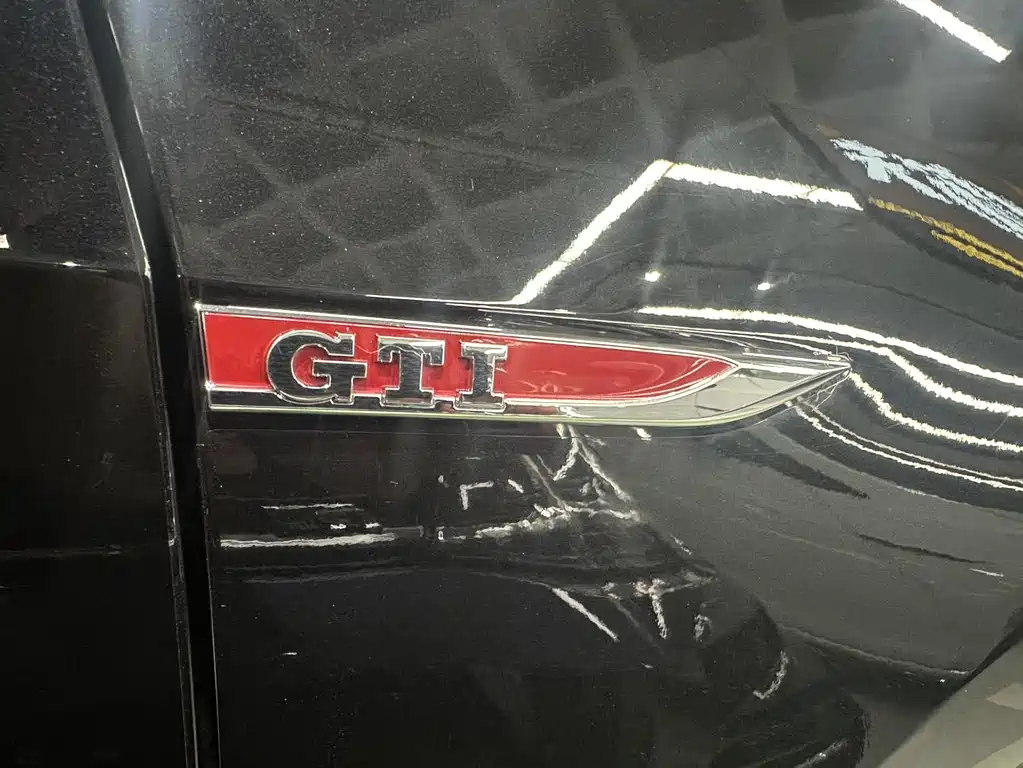 Volkswagen Golf GTI 2018 — фото 16