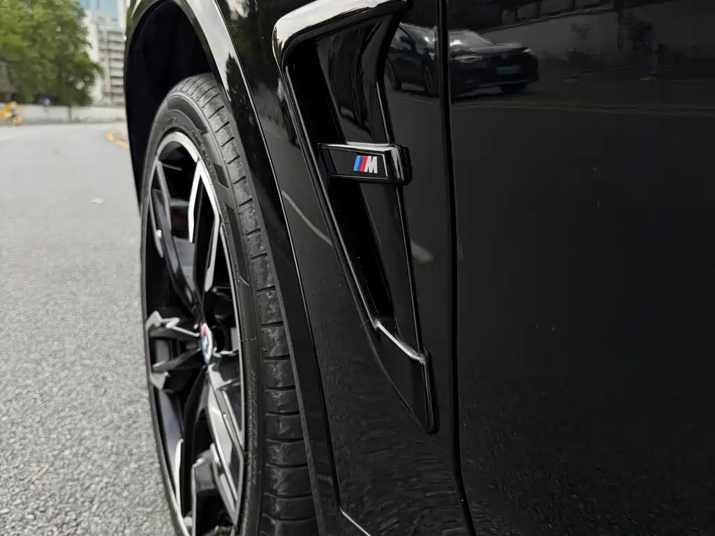 BMW X4 M40i 2023 — фото 18
