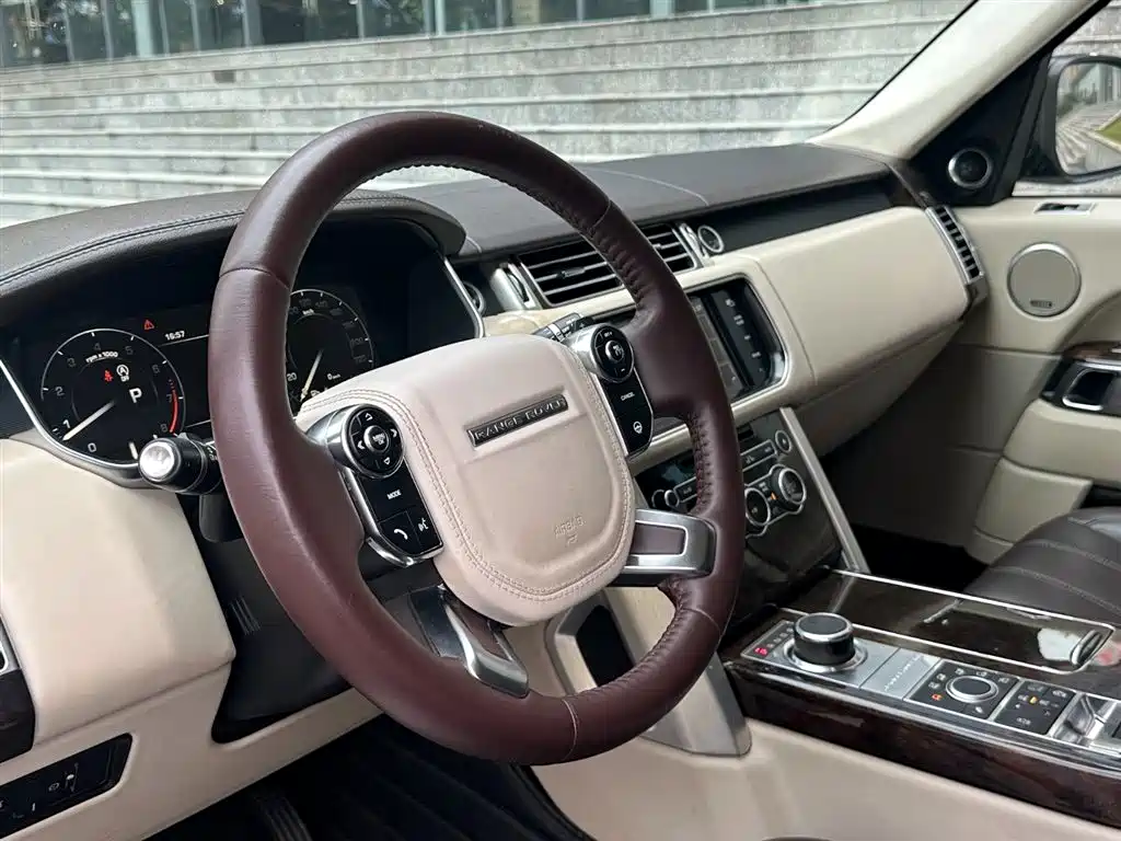 Land Rover Range Rover 2014 — фото 9