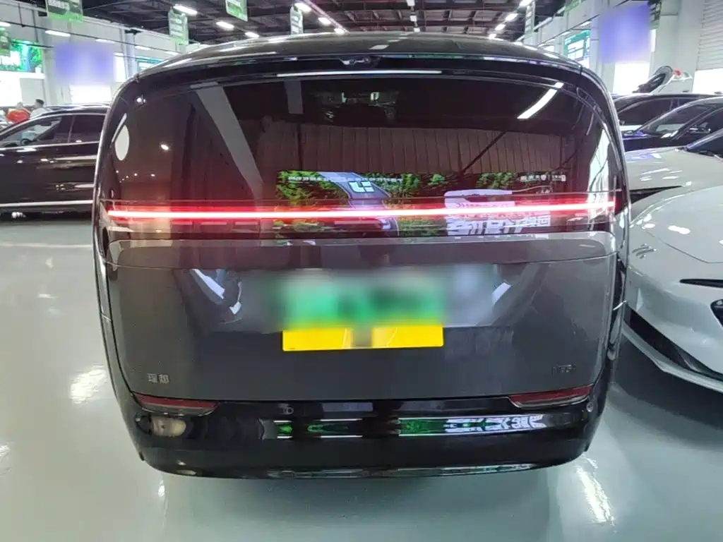 Li Auto Li MEGA 2024