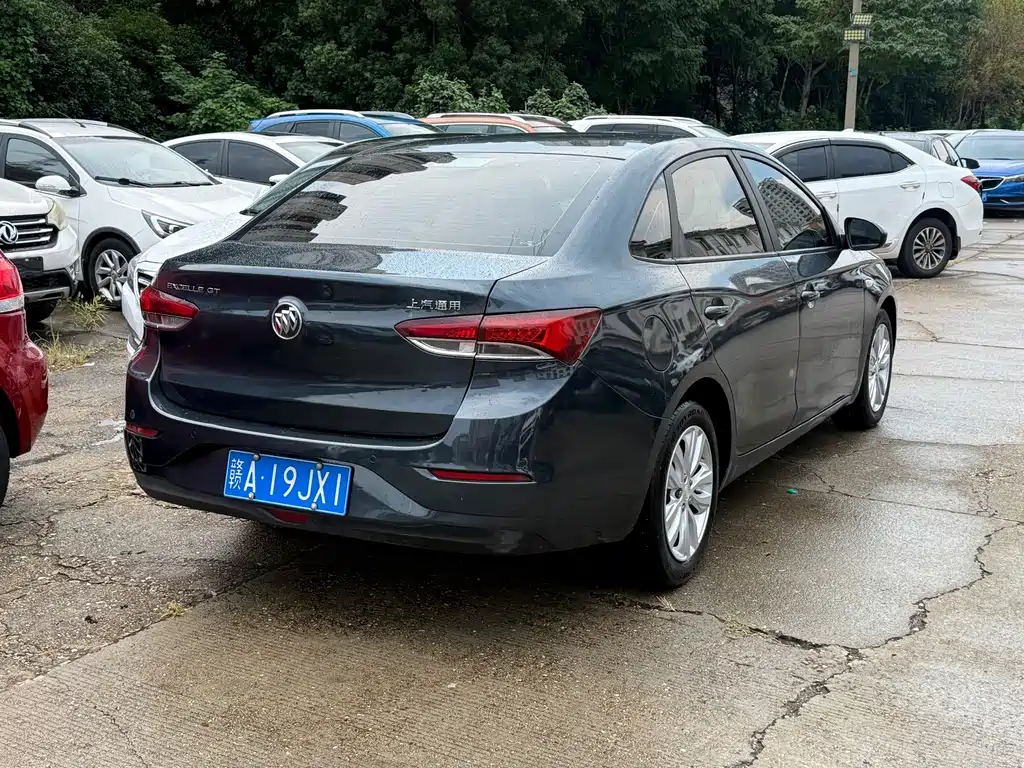 Buick Excelle 2021
