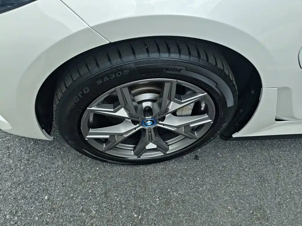 BMW i3 2023 — фото 23