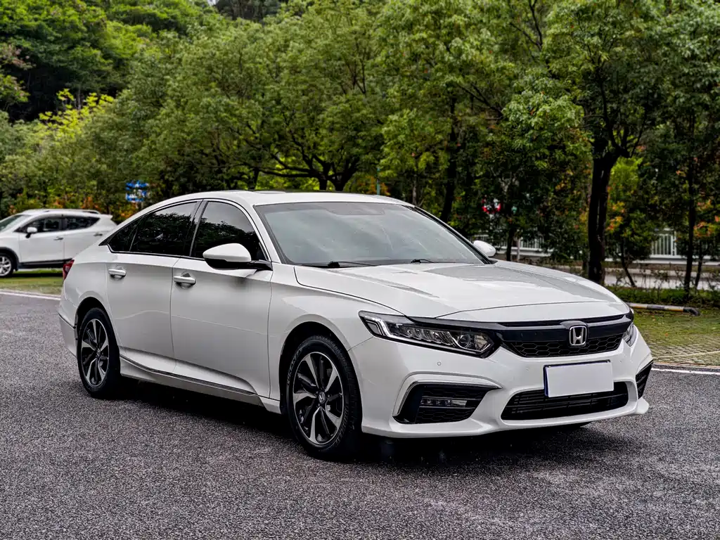 Honda Inspire 2020 — фото 3