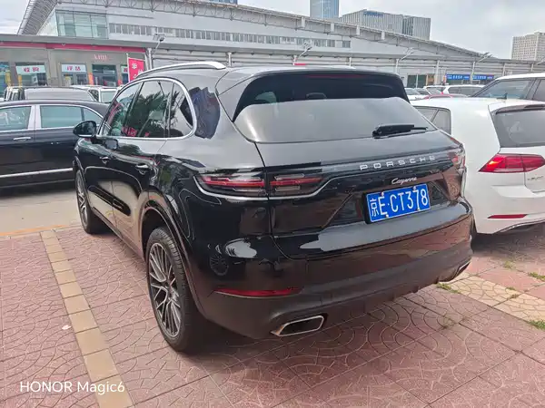 Porsche Cayenne 2020
