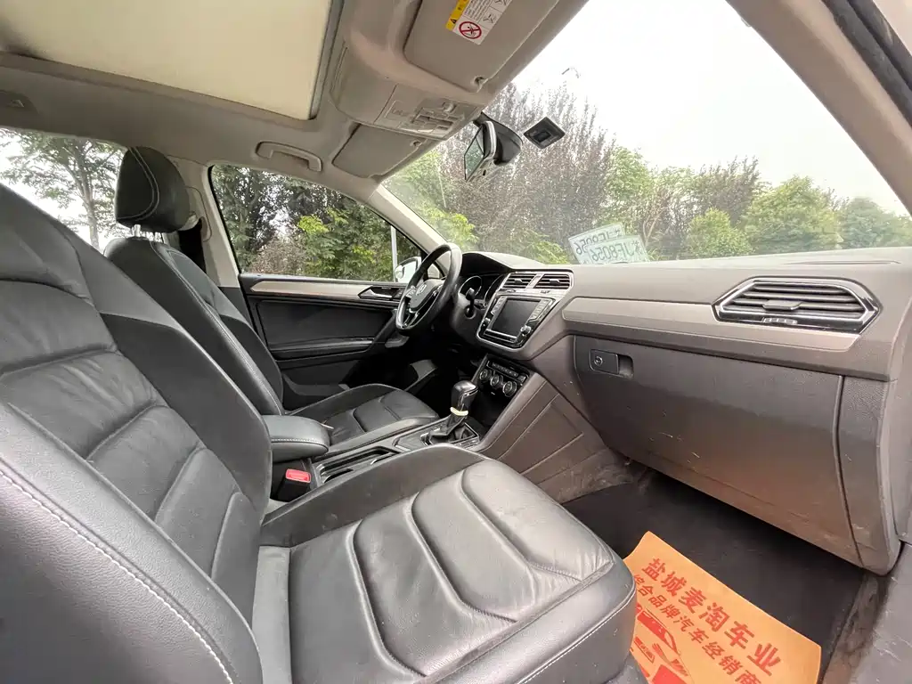 Volkswagen Tiguan L 2018 — фото 10