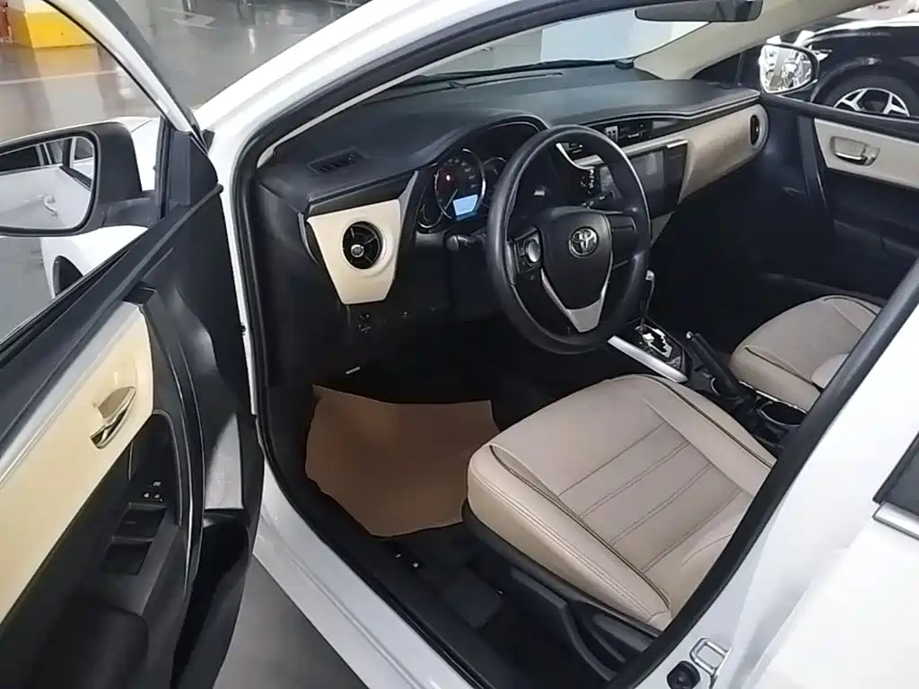 Toyota Corolla 2019 — фото 16