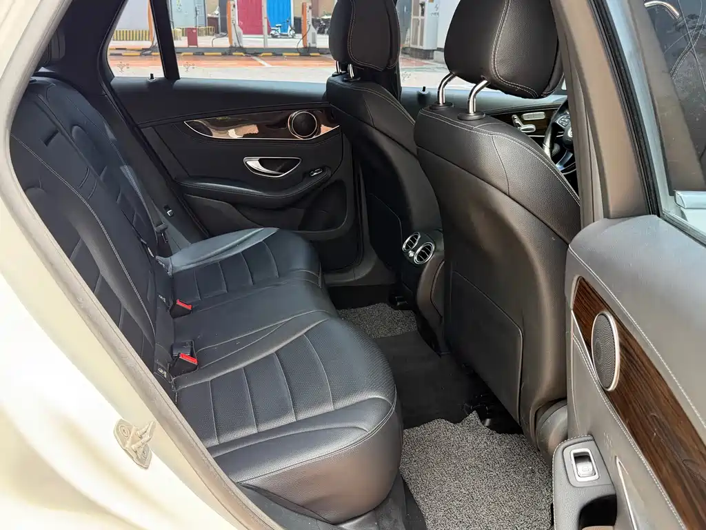 Mercedes-Benz GLC 2016