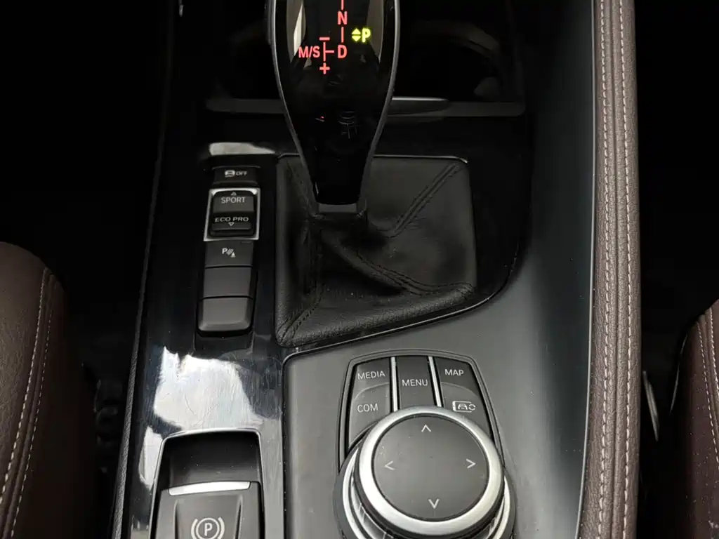 BMW X1 2022 — фото 18