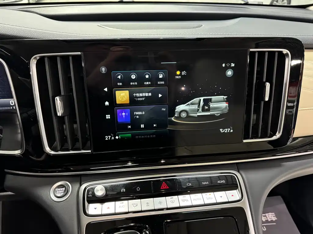 GAC Trumpchi M8 2022 — фото 19