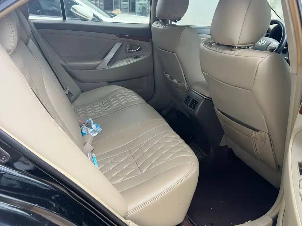 Toyota Camry 2008 — фото 14