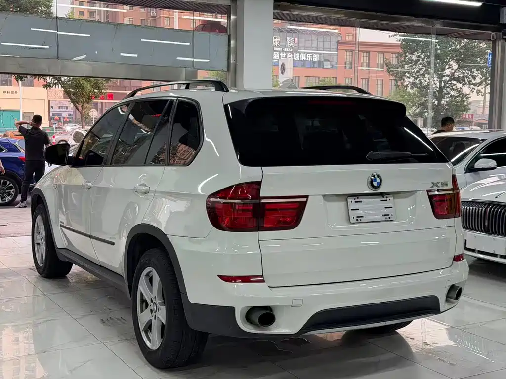BMW X5 2013 — фото 6