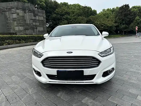 Ford Mondeo 2014