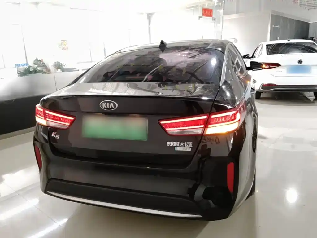 Kia K5 New Energy 2019 — фото 6