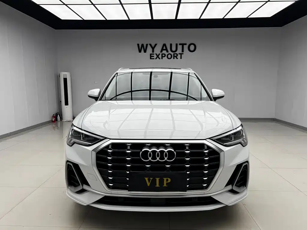 Audi Q3 2021