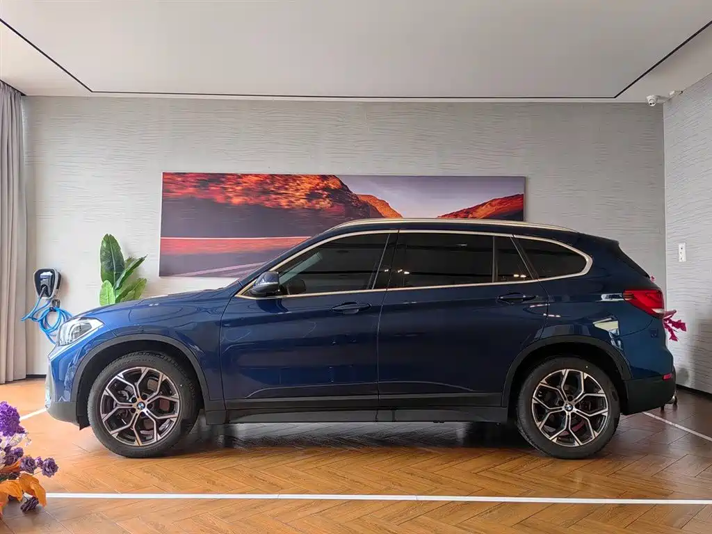 BMW X1 2023 — фото 3