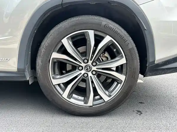 Lexus RX 2020