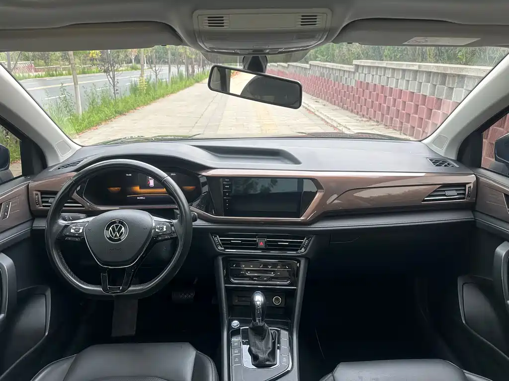 Volkswagen Tharu 2022