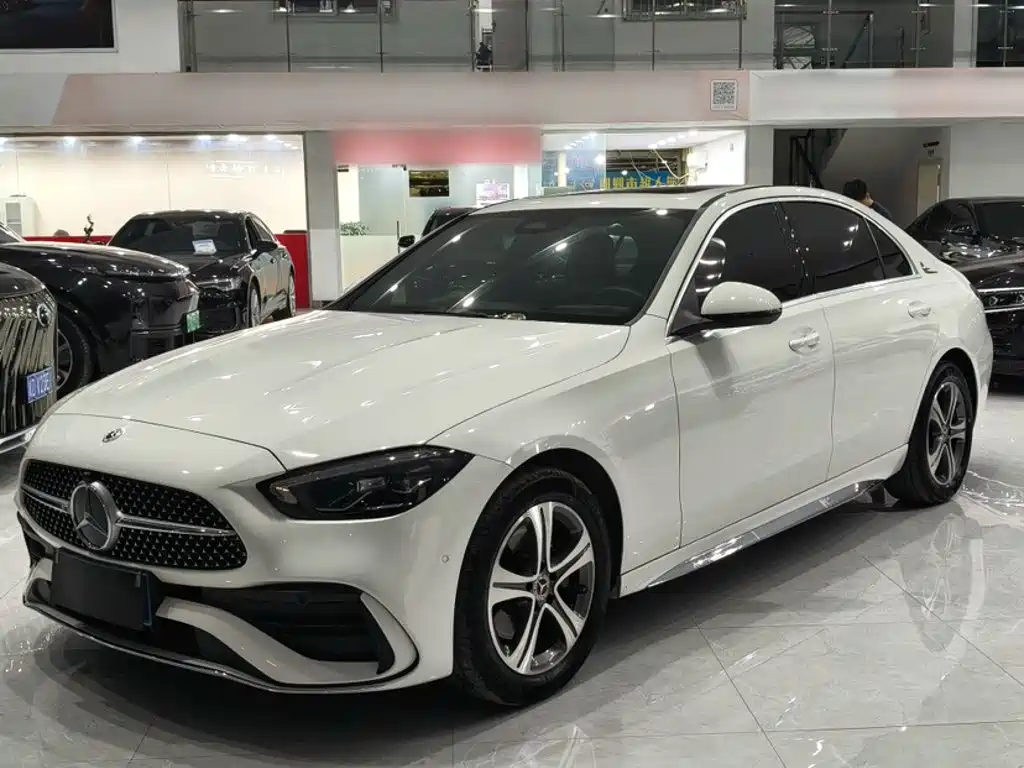 Mercedes-Benz C-Class 2022