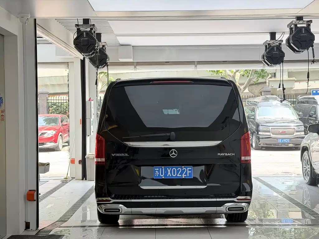 Mercedes-Benz V-Class 2023 — фото 3