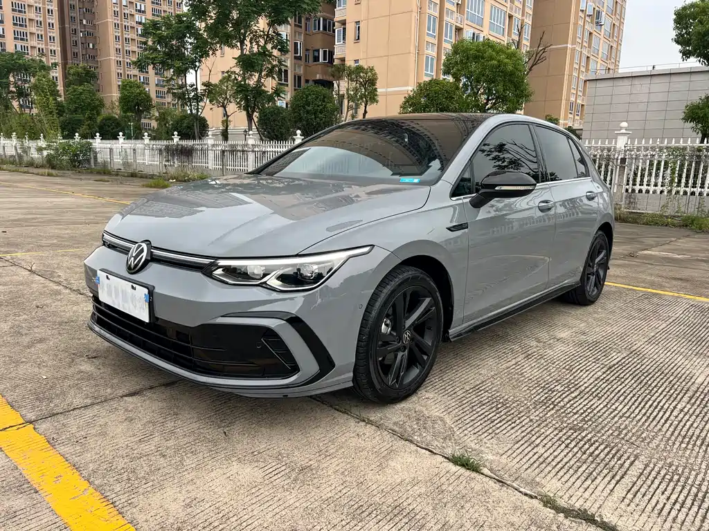 Volkswagen Golf 2023