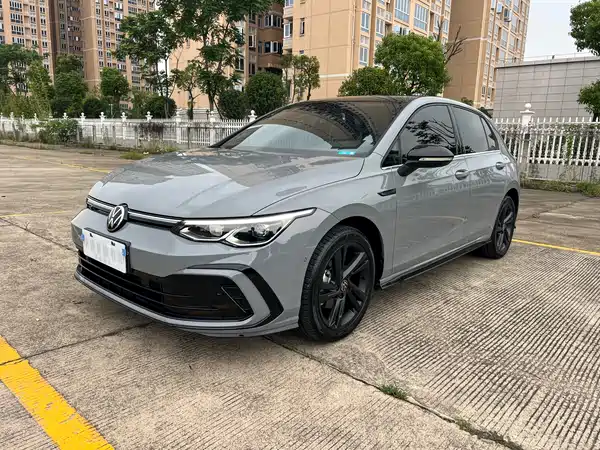 Volkswagen Golf 2023