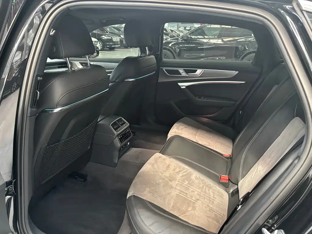 Audi A6L 2023