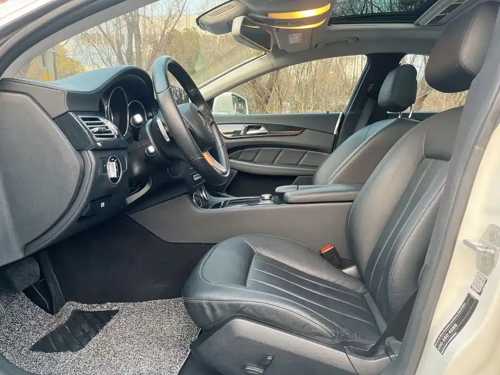 Mercedes-Benz CLS 2015