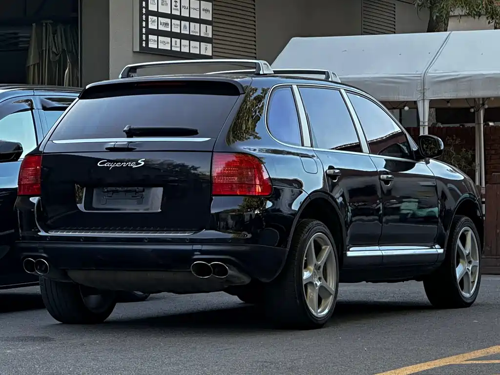 Porsche Cayenne 2009 — фото 10