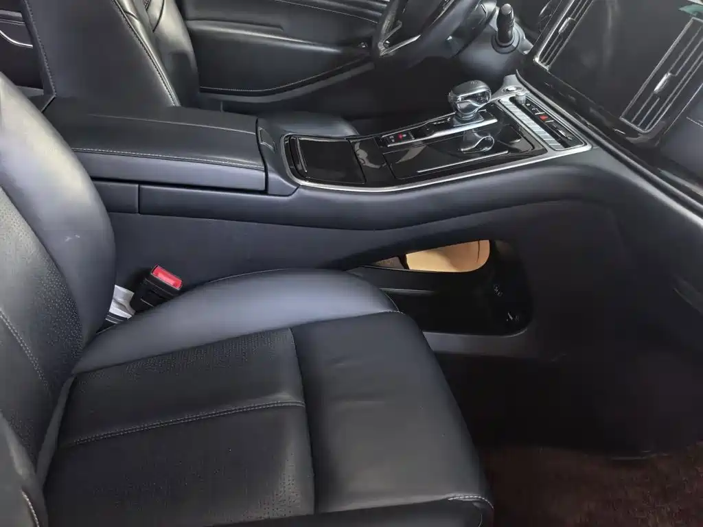 GAC Trumpchi M8 2022 — фото 3