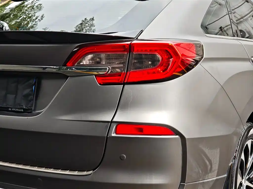 Honda Avancier 2017 — фото 10